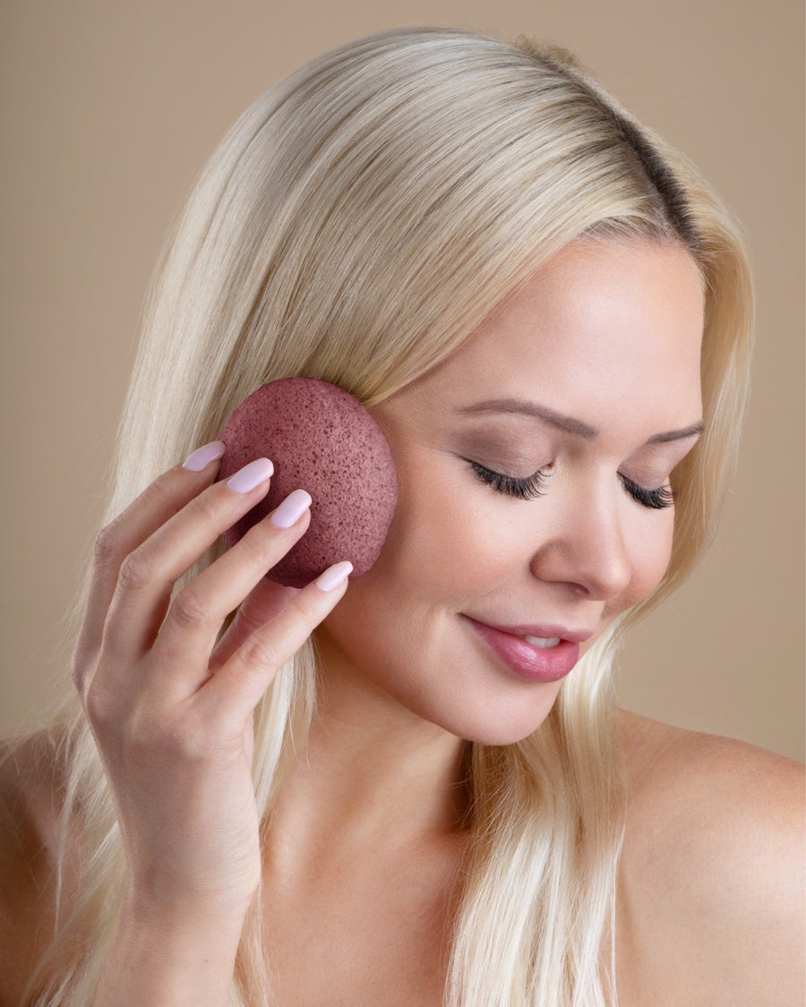 Red Clai Konjac Sponge aus der Luvia Care Kollektion