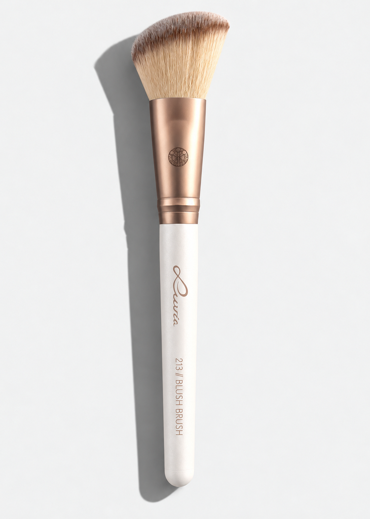213 // Blush Brush | Rougepinsel