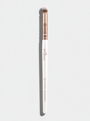 330 // Pointed Crease Brush | Lidschattenpinsel